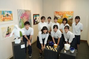 0818Z柏原高校美術部ひまわり展