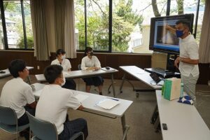 プラごみ問題を考える探究2年