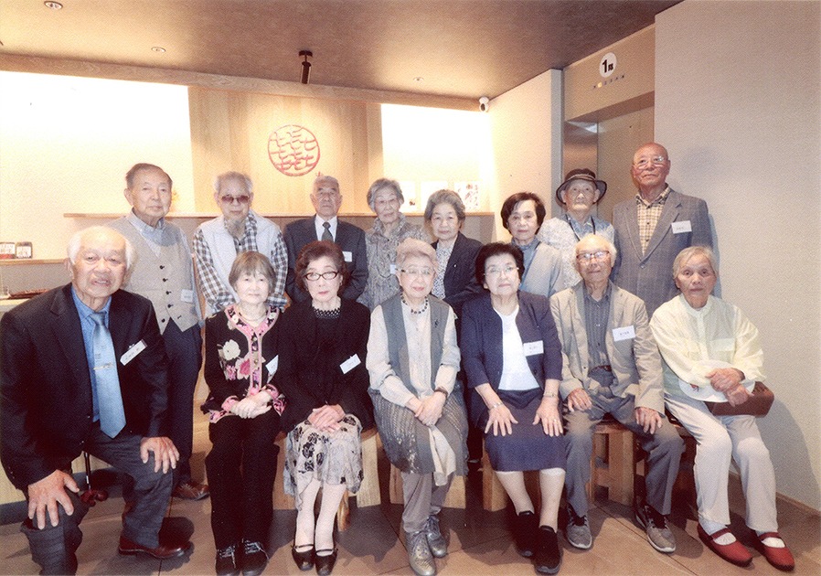 同窓会にっぱち会