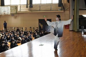 ようこそ先輩小畠さん太極拳