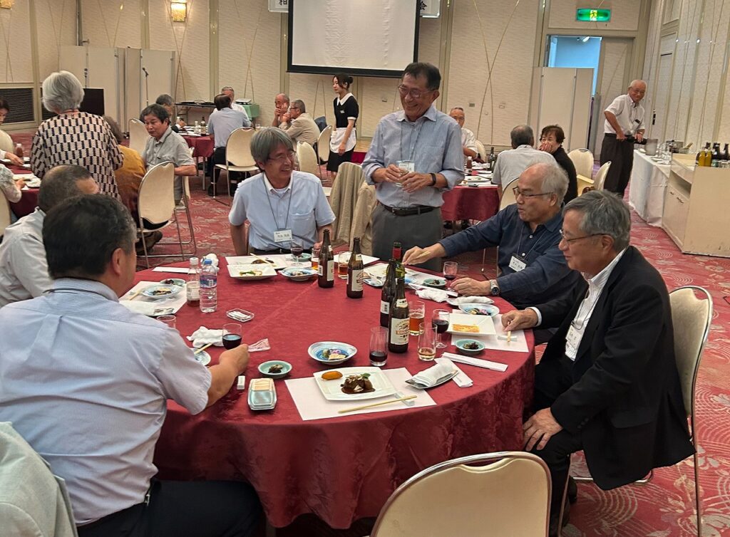 アットホームに総会と交流会 柏陵東海支部